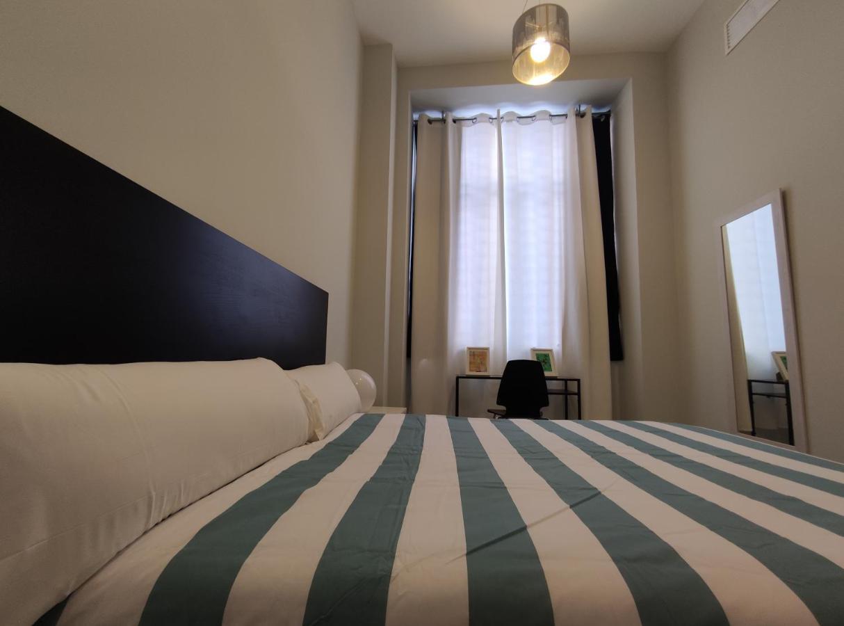 New Samay Hostel Sevilla Dış mekan fotoğraf