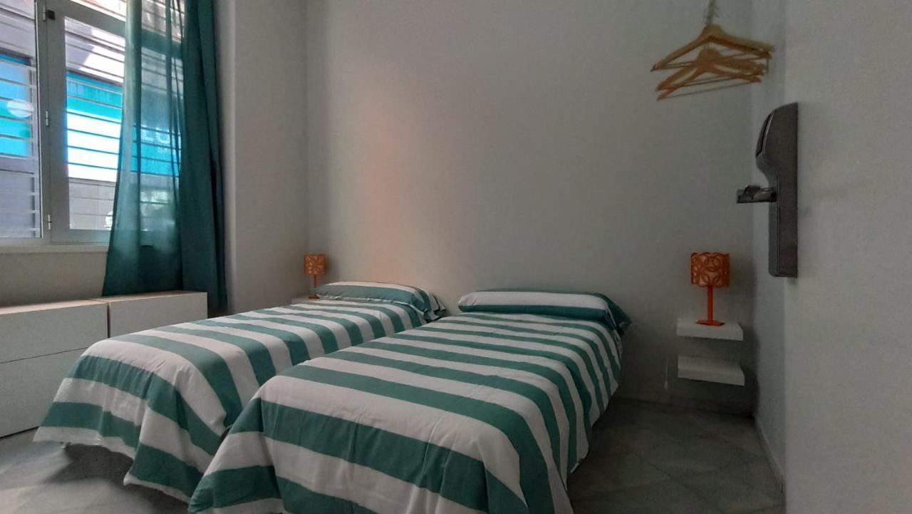 New Samay Hostel Sevilla Dış mekan fotoğraf