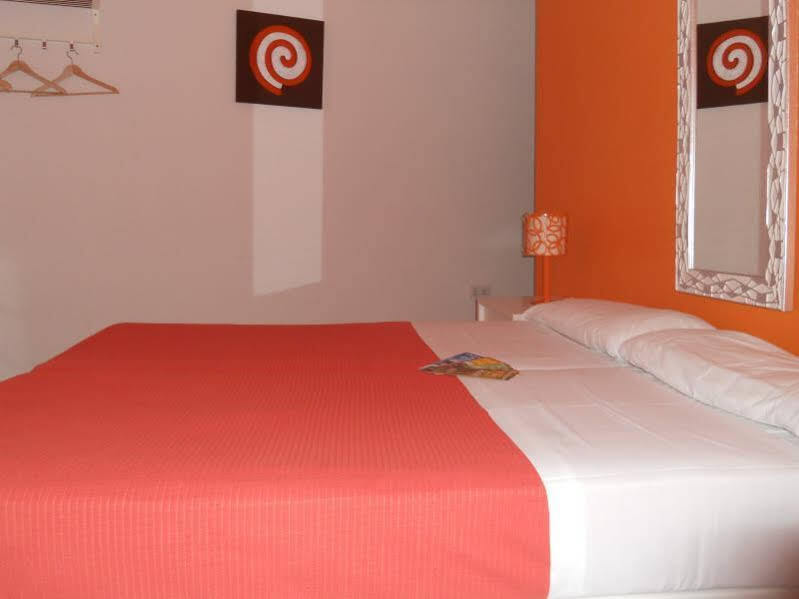 New Samay Hostel Sevilla Dış mekan fotoğraf